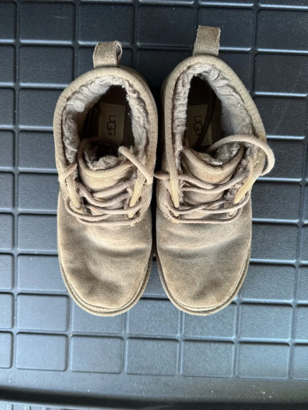 UGG Women’s Neumel Suede Chukka Boots in Tan